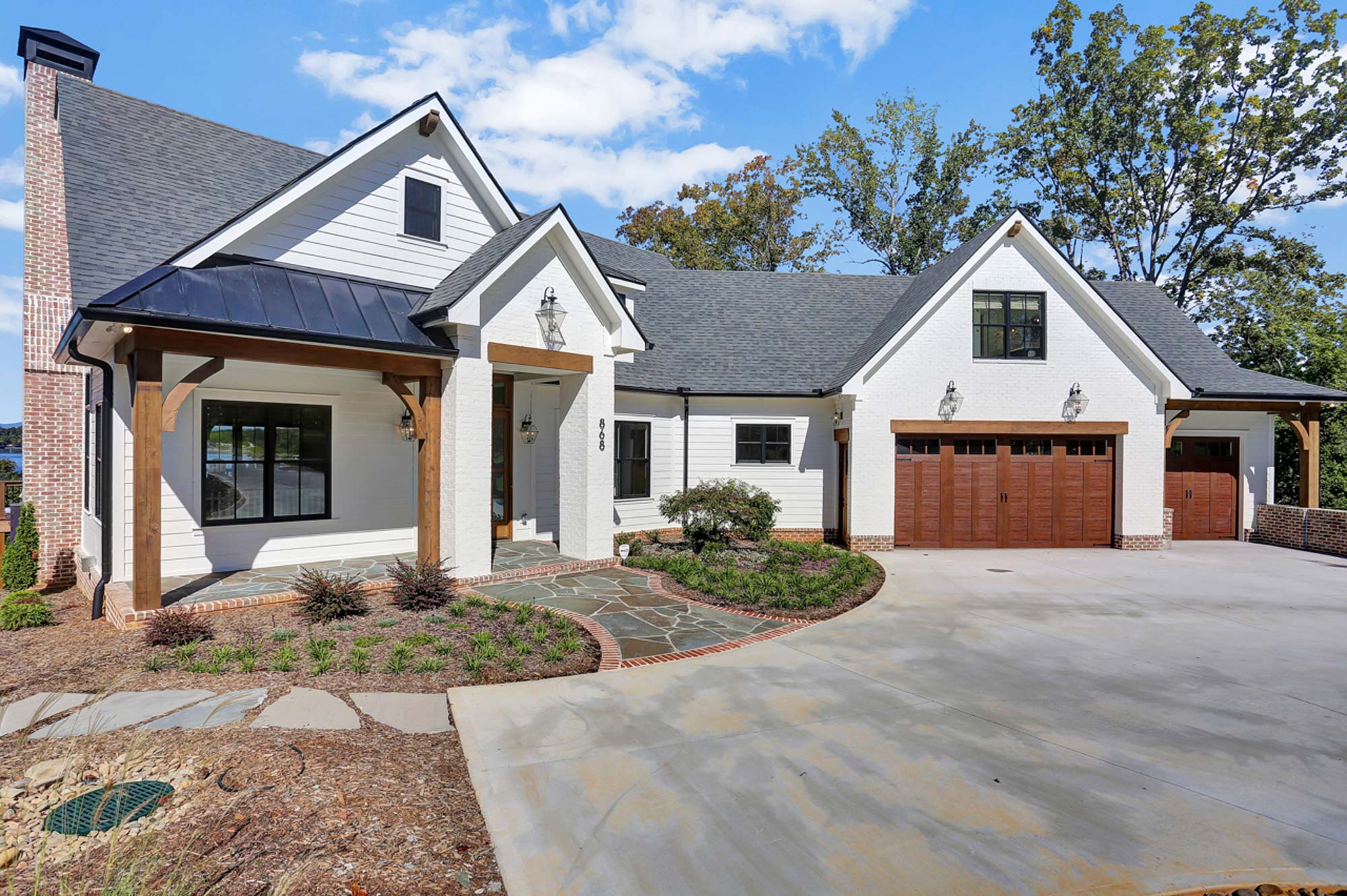 Design Elite architectural innovation in Upstate South Carolina lake residential image Elmwood main - Lake Residential